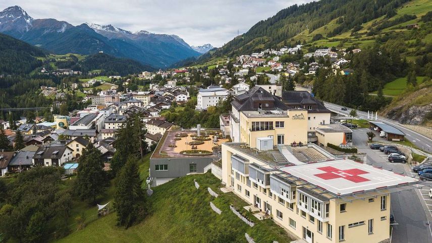 L’Ospidal da Scuol d’eira pront per fliar paziaints infettats cul coronavirus (fotografia: CSEB).