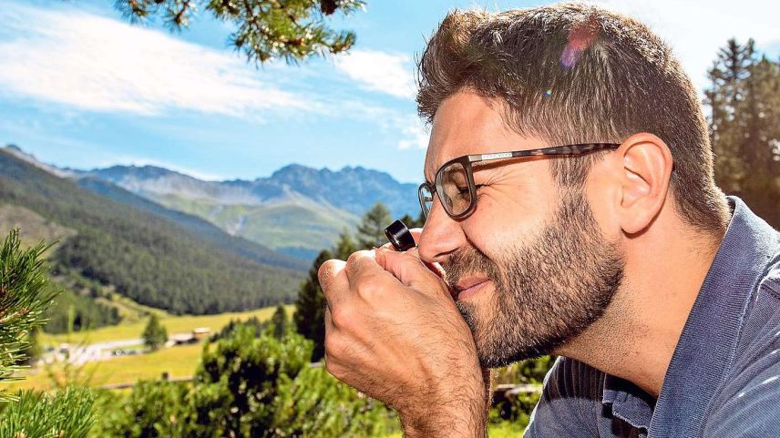 Il biolog e perscrutader Christian Bernasconi vaiva scuvert avant desch ons üna nouva sort da furmias illa Val Mingèr. 