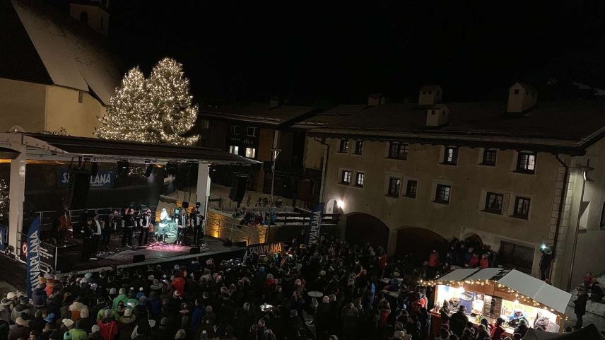 Stimmungsvolle Eröffnung