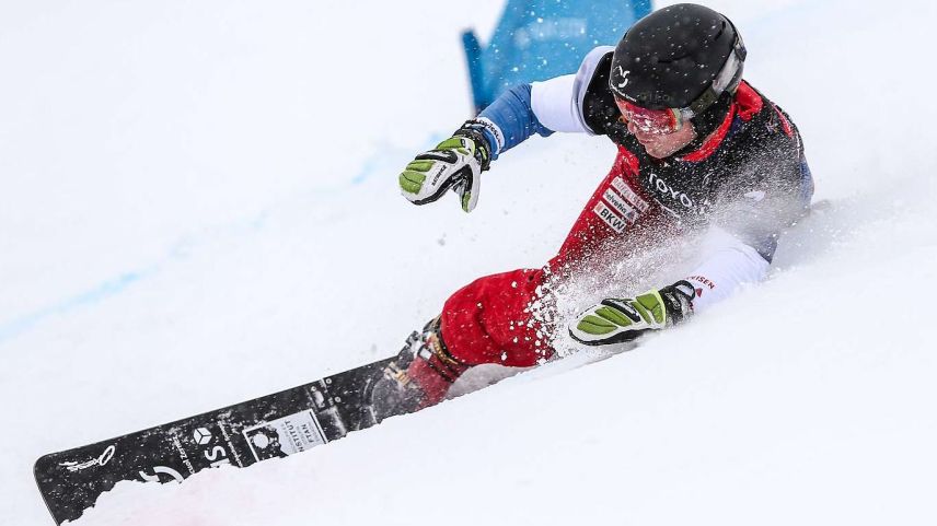 An der Snowboard-WM in Park City scheitert Nevin Galmarini im Parallel-Riesenslalom bereits in der Qualifikation (Foto: Laurent Salino).