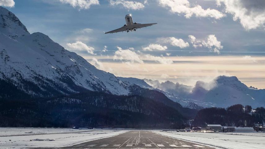 Starts und Landungen am Regionalflughafen Samedan sollen bereits im nächsten Winter mittels Instrumentenflugverfahren möglich sein.  Foto: Daniel Zaugg