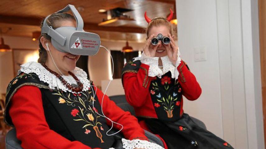 Die Attraktionen auf der Diavolezza führten vom höchsten Virtual Reality Kino der Welt, über den Snow Climb Point bis zum Exkurs mit Swarovski Ferngläsern (Foto: Swiss Image).