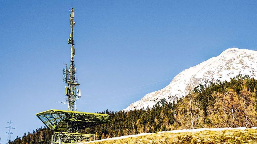 Der Radio- und Fernsehsender Zernez Muottas ist laut der Übersichtskarte des Bundesamt für Kommunikation zusätzlich mit Mobilfunksendern der Technologiegenerationen 2G bis 5G ausgestattet. Foto: Jon Duschletta