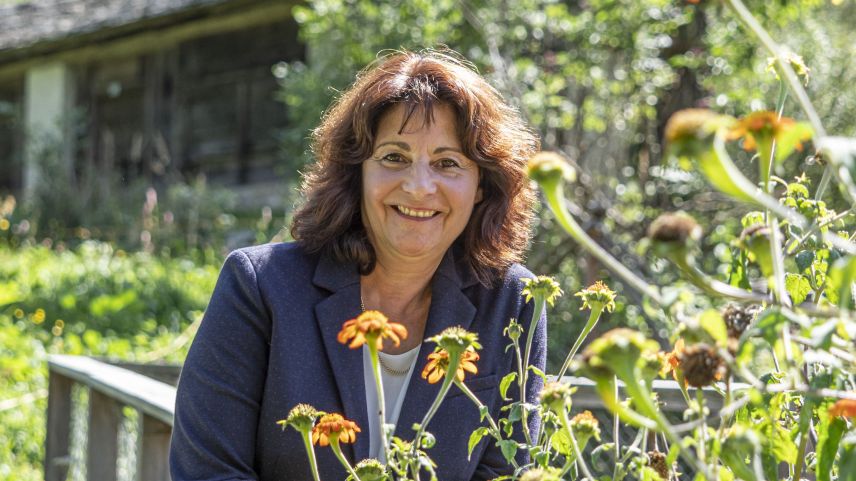Anna Giacometti ist eine der wenigen Gemeindepräsidentinnen der Schweiz und Nationalrätin. Auch sie findet, dass es mehr Frauen in der Politik braucht.