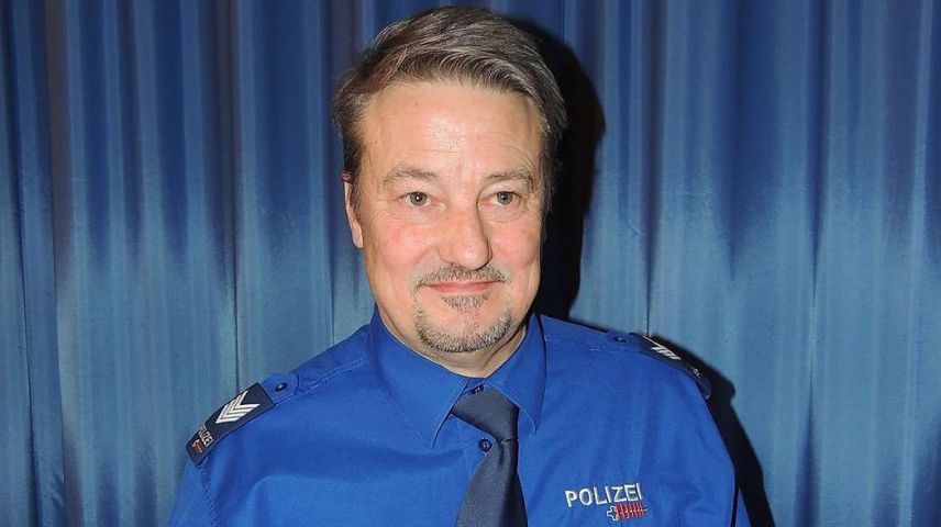 René Schuhmacher ha referi a Sent (fotografia: Benedict Stecher).