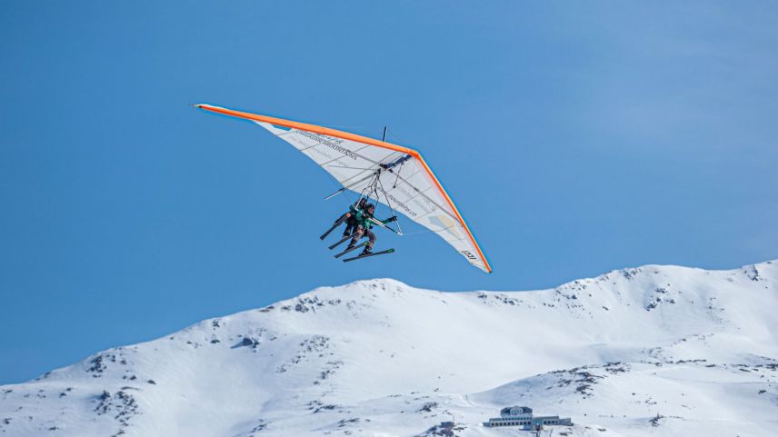 Deltaflug mit Airtaxi St. Moritz. Foto: Daniel Zaugg