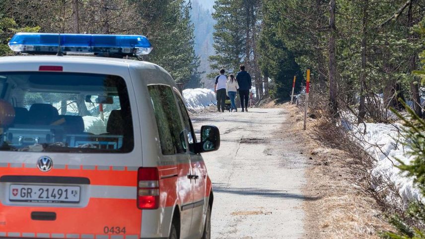 Sowohl die Gemeindepolizei St. Moritz/Pontresina (Bild) als auch die Kantonspolizei ziehen ein positives Fazit zu Ostern. Foto: Daniel Zaugg