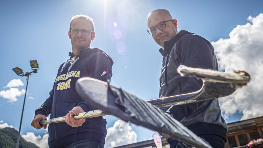 Benny Wunderer (Trainer CdH Engiadina, links) und Alexander Aufderklamm (Trainer EHC St.Moritz).  Foto: Daniel Zaugg
