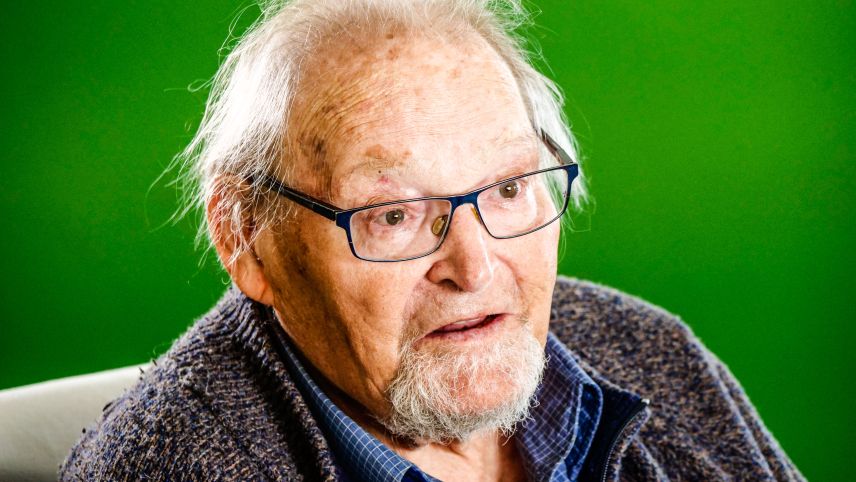 Jacques Guidon kurz vor seinem 90. Geburtstag 2021 in Madulain. Foto: Jon Duschletta