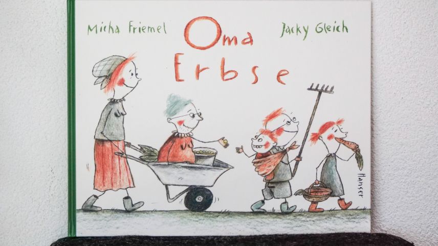 Kinderbuch «Oma Erbse» von Micha Friemel und Jacky Gleich. Oder, wenn drei Generationen über Leben und Tod sinnieren.	Foto: Jon Duschletta