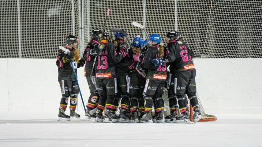 Die Frauen des SC Celerina beginnen die Eishockey-Meisterschaft am 8. Oktober gegen den HC Luzern (Foto: z. Vfg.)
