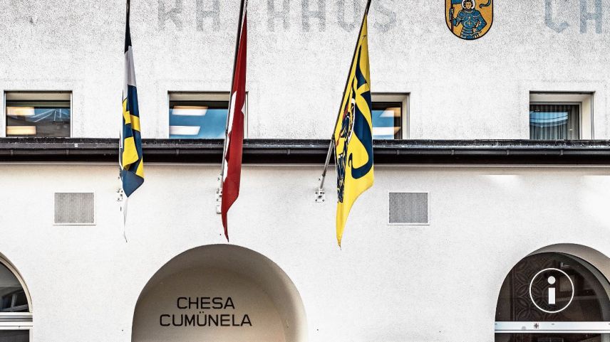 Im Rahmen der St. Moritzer Gemeinderatssitzung von Donnerstag wurden Transparenzforderungen laut. 		Foto: Daniel Zaugg