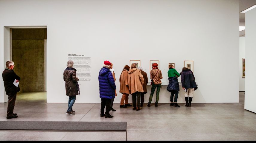 Grosser Andrang im Bündner Kunstmuseum für die Ausstellung über Alberto Giacomettis Frühwerk. Fotos: Jon Duschletta
