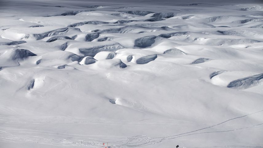 Spektakulärer kann ein Skirennen nicht aussehen. Foto: Jürg Kaufmann
