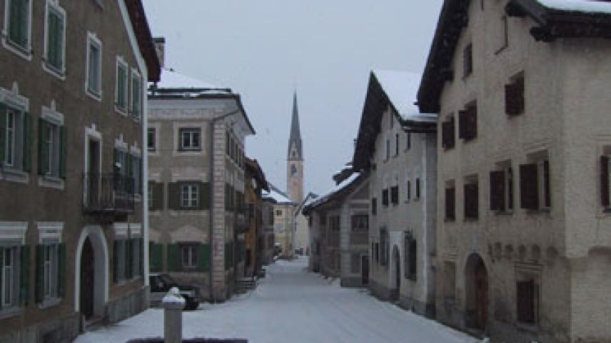 La radunanza cumünela da S-chanf ho decis da sbasser il pè d'impostas da 75 pertschient sün 65 pertschient (fotografia: Archiv Posta Ladina).
