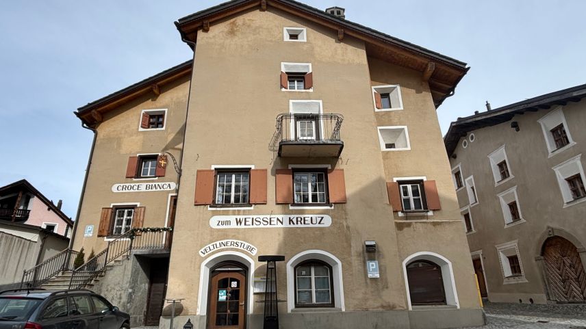 L’ustaria Croce a Samedan saro üna da las pü cuntschaintas in Engiadina’Ota e pudess quinter bgeras istorgias. L’avegnir da l’ustaria es però pü scu insgüra. fotografia: Martin Camichel