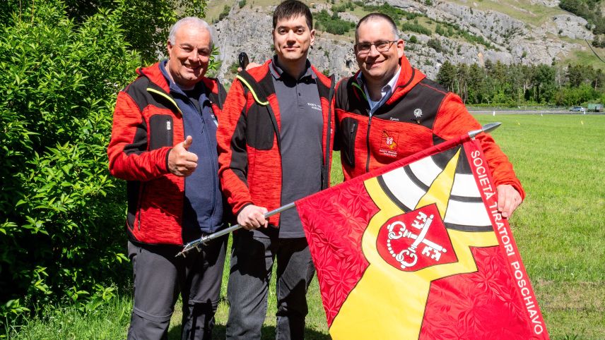 Guido Crameri, Ramon Crameri und Marco Pellicioli konnten über 50 Meter den ersten Platz der Bündner Gruppenmeisterschaft erreichen. Foto: z. Vfg