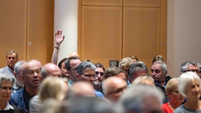 Kritische Voten an der Baderleda. Foto: Jean-Marie Delnon