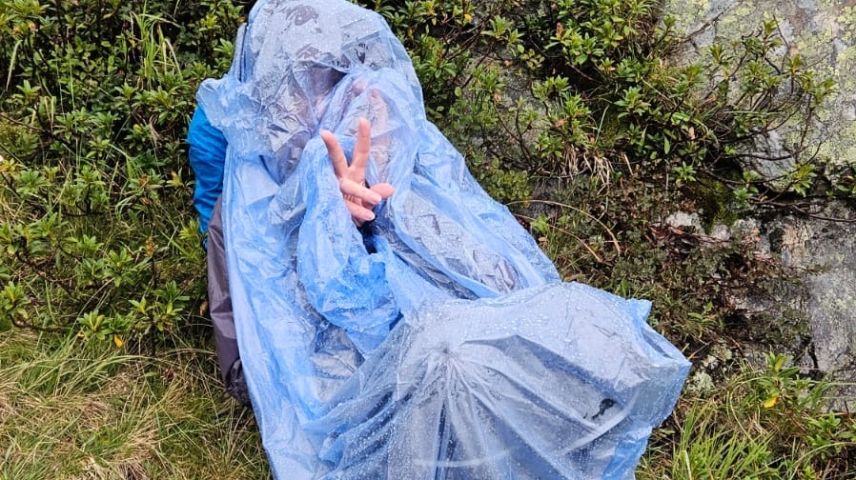 Regenschutz einmal anders. Foto: Tom Tobler