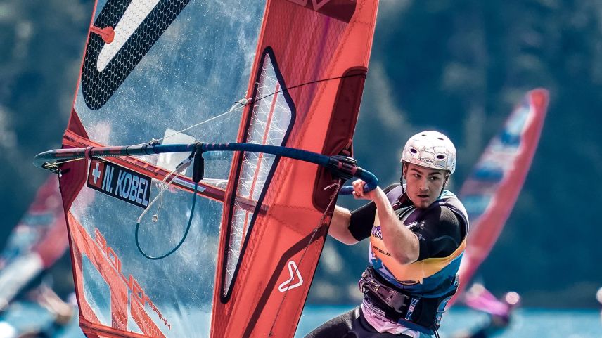 Der Schweizer Favorit Noam Kobelt. Foto:Engadinwind/Sailing Energy