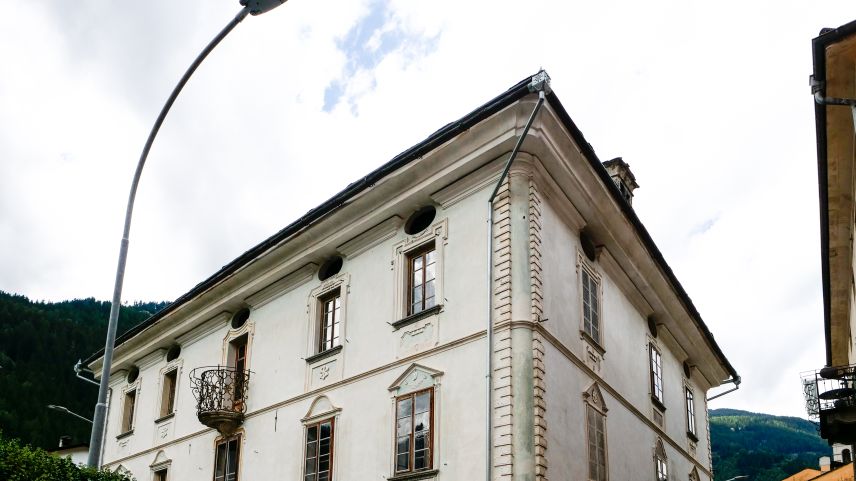 Der sanft und liebevoll sanierte Palazzi des Künstlerpaares Glaser/Kunz.