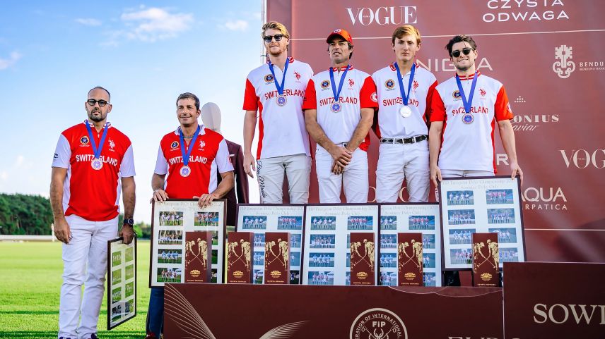 Von links nach rechts: Tito Gaudenzi, Cedric Schweri, Fabio Meier, Tomas Ruiz Guiñazu, Patricio Gaynor, Luca Meier. Nicht im Bild: Team-Coach Raul Laplacette and Team-Manager Reto Gaudenzi. Foto: z. Vfg