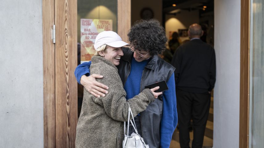 Asa Hendry freut sich über bekannte Gesichter.  Foto: Mayk Wendt