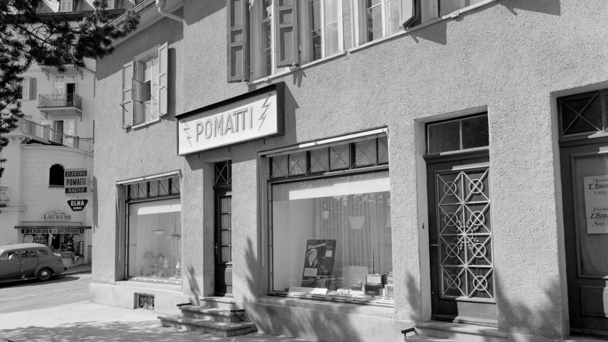 Der damalige Firmenstandort im St. Moritzer Dorfzentrum (heute Hotel Restaurant Hauser).