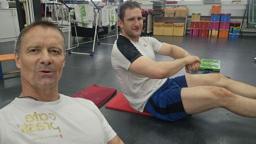 Robin Städler ed Armon Orlik pro'l trenamaint. fotografia: Robin Städler