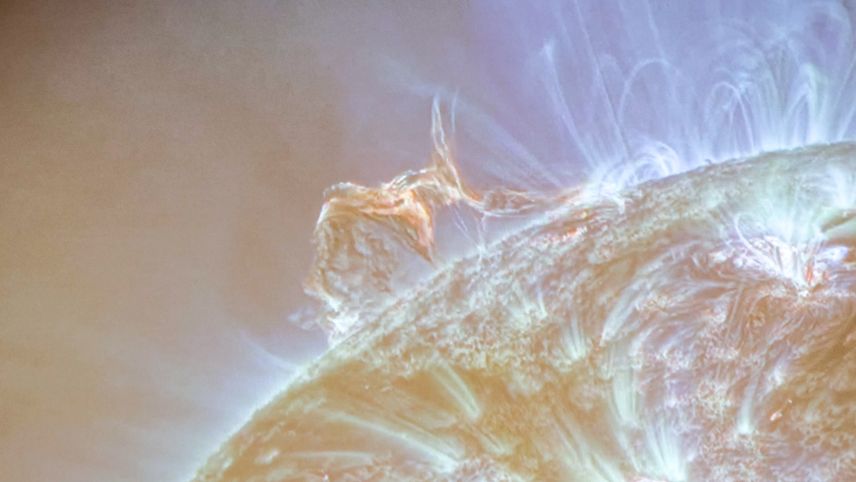 Je nach Grösse der Sonneneruption kann eine solche auf der Erde massive Schäden verursachen, beispielsweise bei Transformatoren. (Bildserie aus Referat Sami K. Solanki)