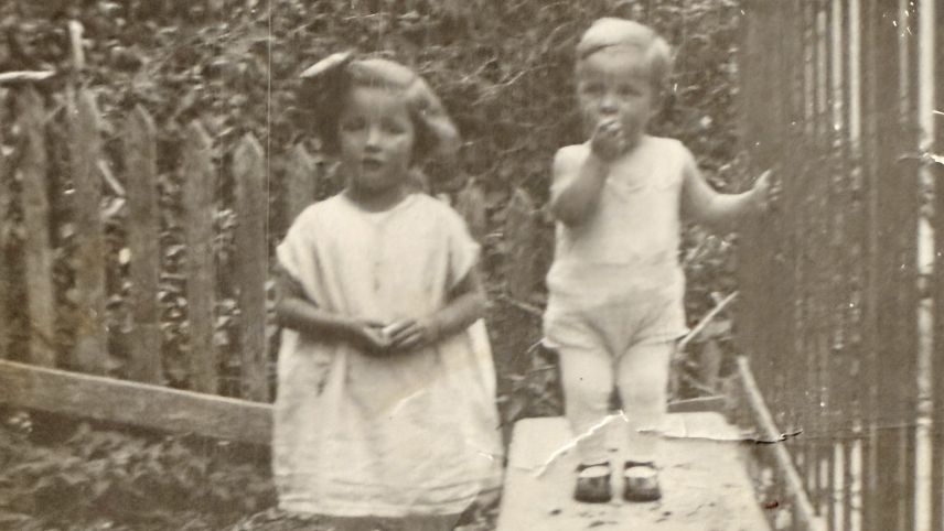 Claudio Vital cun sia sour plü veglia. fotografia: archiv da famiglia Claudio Vital