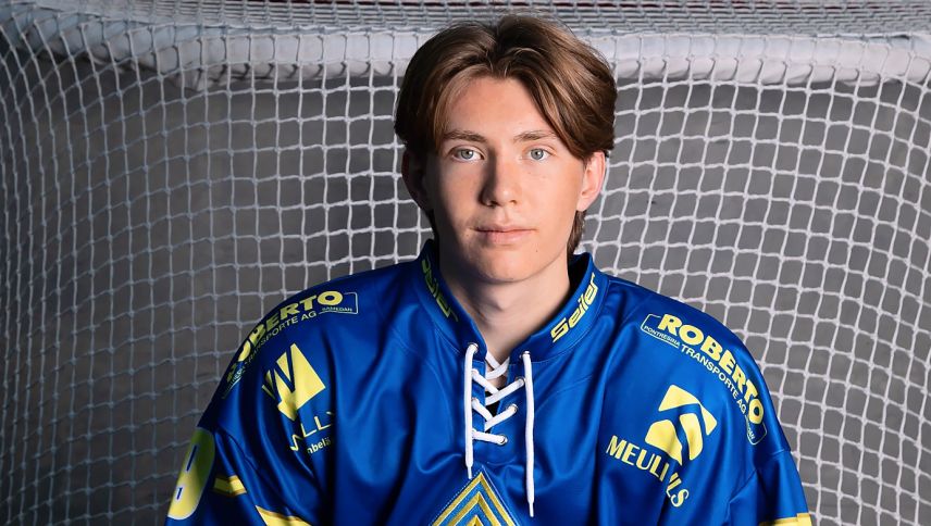 Livio Beck schoss drei Tore zum 10:1 Kantersieg. Foto Rutz/EHC St. Moritz