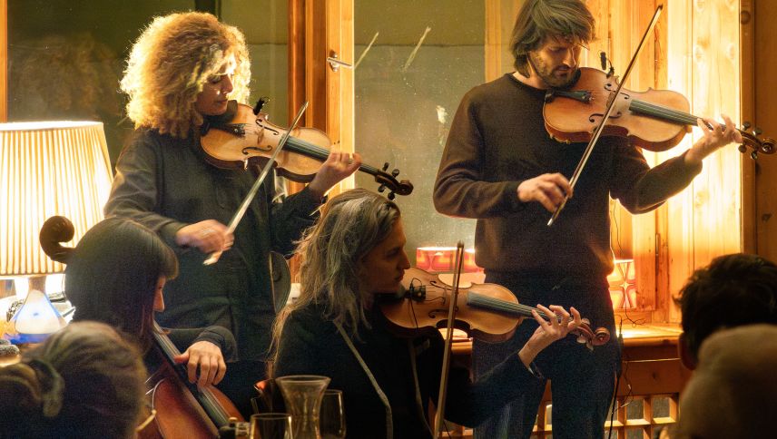 Ein Teil des Ensembles «Dara String ­Festival», Berlin.