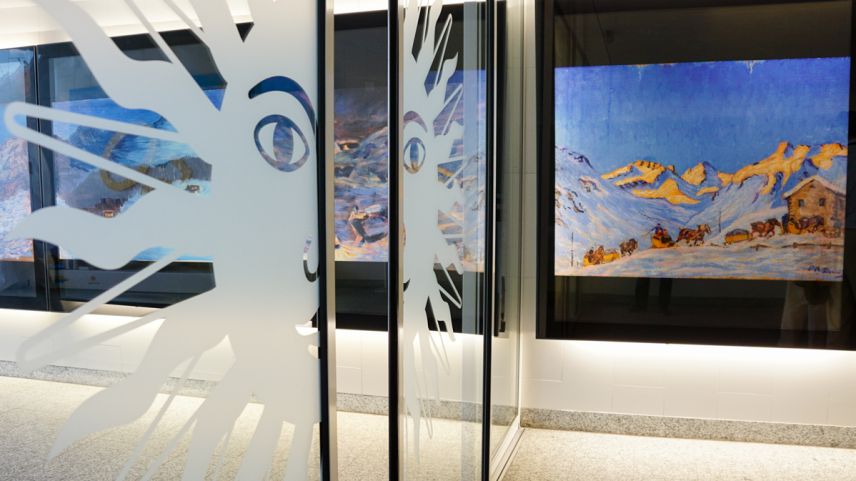 Mit der Kunst zu den Leuten, lautet das Motto der Berry-Ausstellung in der St. Moritz Design Gallery. Fotos: Jon Duschletta