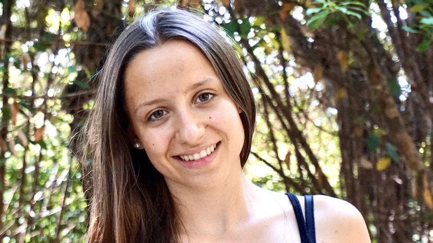 Claudia Franziscus aus Sent hat ihre Ausbildung als Medizinische Praxisassistentin EFZ mit der Note 5,8 abgeschlossen (Foto: z.Vfg)