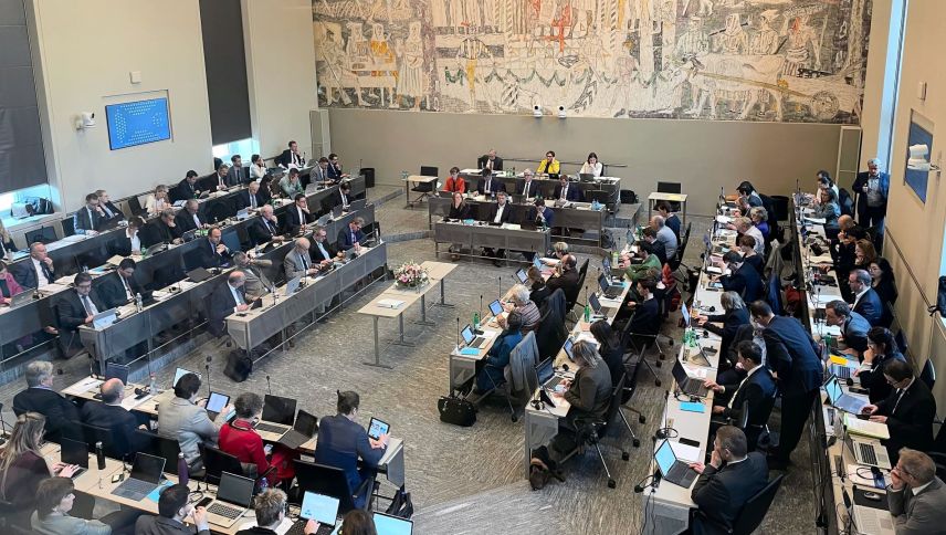 Kommt das Stimmrechtsalter 16 in Graubünden? Der Grosse Rat hat die Vorlage zuhanden der Volksabstimmung verabschiedet. 	
Foto: Reto Stifel