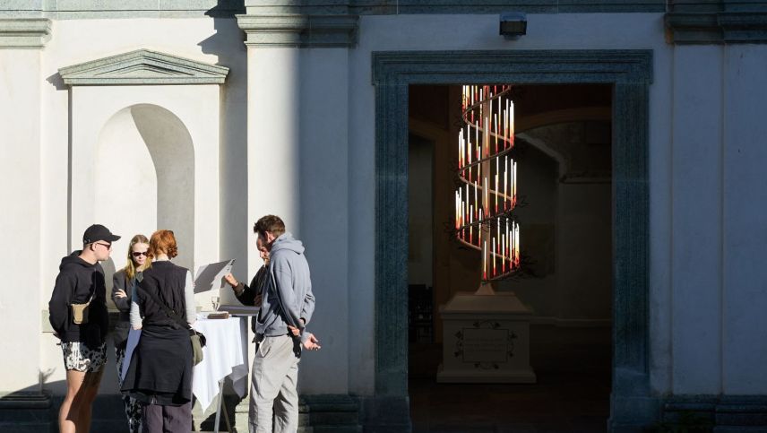 Eine weitere Installation ist auch im Forum Paracelsus zu sehen, ebenfalls bis Ende Oktober. Foto: Henry Schulz