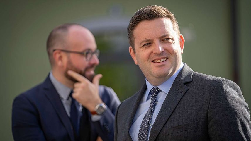 Jon Pult erlebt intensive Tage kurz vor der Bundesratswahl. Foto: Yanik Bürkli