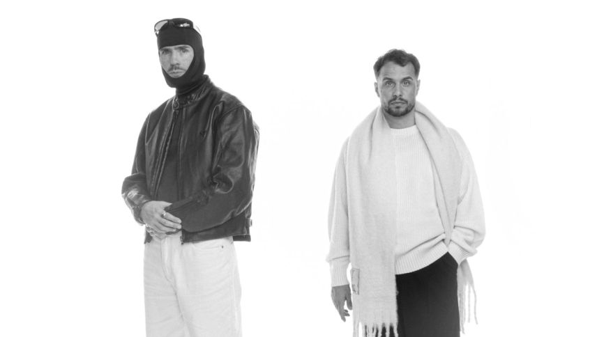 «Krise als Chanson» ist bereits das sechste Studioalbum des Berner Rap-Duos. Foto: Maximilian Lederer