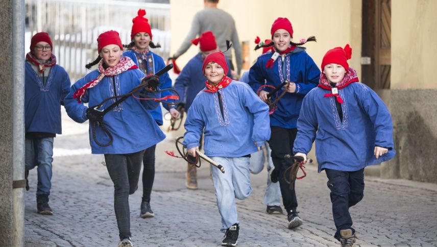 Chalandamarz in Sent. Foto: Mayk Wendt