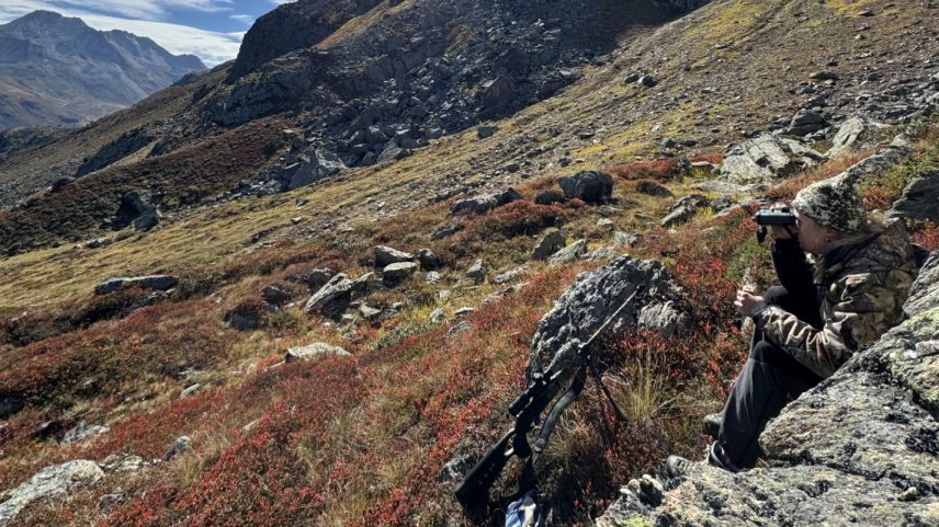 Gute Tarnung respektive Tarnkleidung ist wichtig. Dasselbe gilt für's Schweigen. 