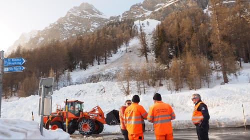 Ein bekannter Lawinenzug, doch die Schneemassen kamen unerwartet. Foto: Marie-Claire Jur