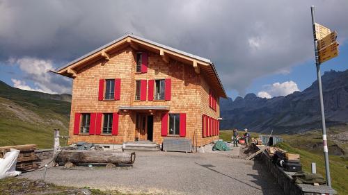 Foto Glattalphütte: Copyright SAC-CAS