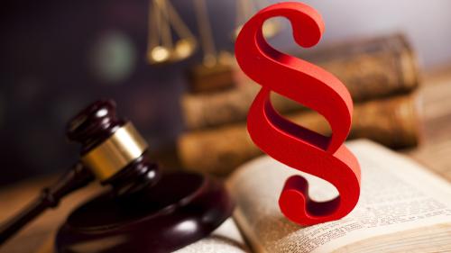 Im Fall der Statuten der Gesundheitsregion Oberengadin haben die Gemeinde und Private ihre Beschwerde zurückgezogen.  (Foto: www.shutterstock.com/Sebastian Duda)