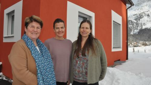 Setzen sich für die Betreuung von Demenzkranken und deren Angehörige ein (von links): Angelina Grazia, Claudia Visinoni und Susanne Woecke (Vorstandsmitglied Claudia Troncana fehlt auf dem Bild). Foto: Marie-Claire Jur