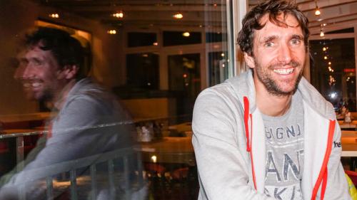 Der frischgebackene Surselva-Marathon-Sieger Curdin Perl möchte als Lokalmatador endlich einmal den Engadin Skimarathon gewinnen. Nicht zuletzt auch des Preisgeldes wegen. «Davon leben ich und meine Familie schliesslich auch», so Perl. Foto: Jon Duschlett