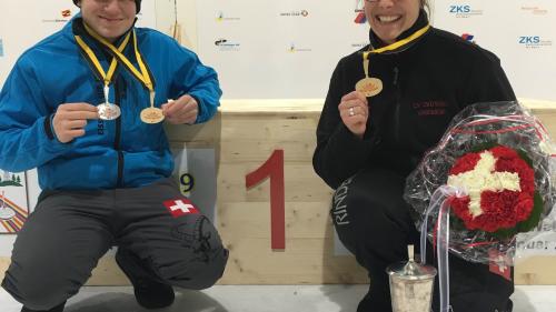 Orlando Bass und Madlaina Caviezel sind Eisstock-Schweizermeister 2017 (Foto: Nicolo Bass).