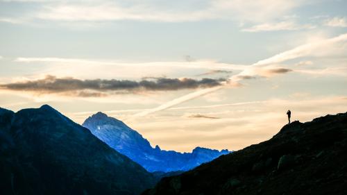 Graubünden Ferien will den Tourismus der Zukunft in den Alpen aktiv mitgestalten. Im Bild: Abendstimmung auf Muottas Muragl. Foto: Jon Duschletta