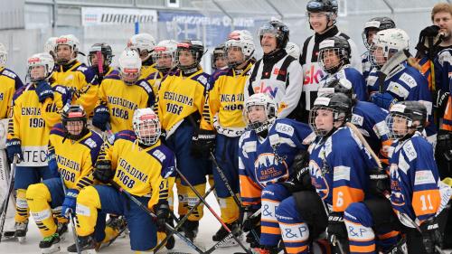 Konnten sich am Wochenende zwei Siege erspielen: Die Chicas des CdH Engiadina. Foto: fernwerkfilms