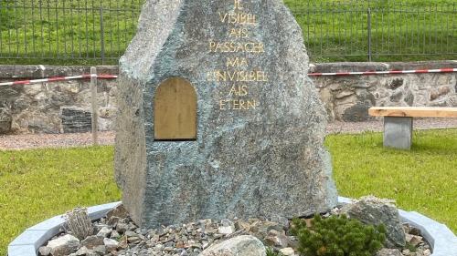 La fossa cumünaivla a Ramosch (fotografia: Flurin Andry).